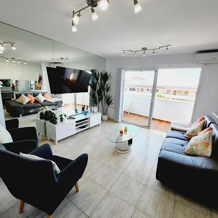 3 Bed With Sea Views In Cristianos K305