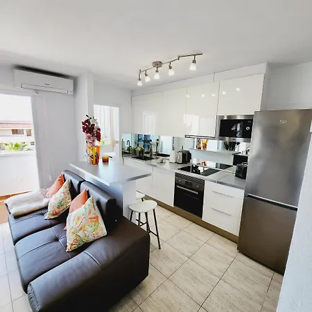 Διαμέρισμα 3 Bed With Sea Views In Cristianos K305 Los Cristianos (Tenerife)